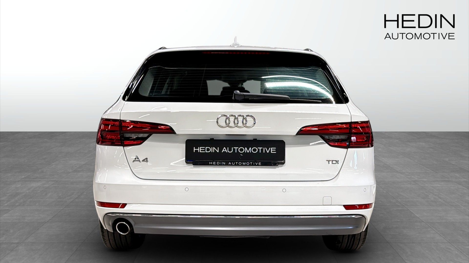 Audi A4 2017, photo 7/10