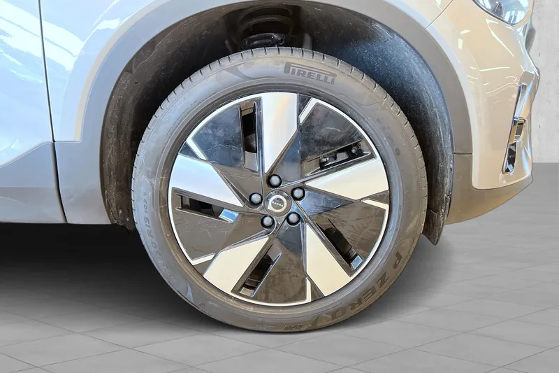 Volvo EX40 Twin Motor Performance bilde 9