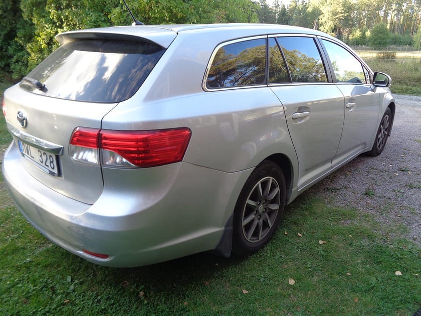 Bild 2 av Toyota Avensis Kombi