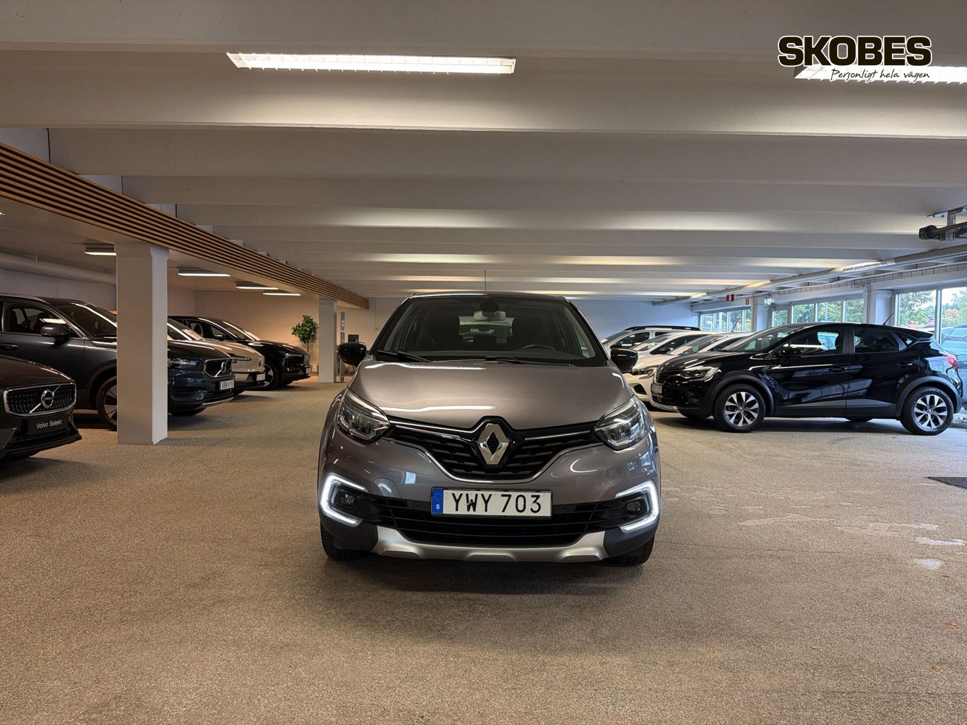Renault Captur PhII Energy TCe 90 Intens 2018, bild 2/10