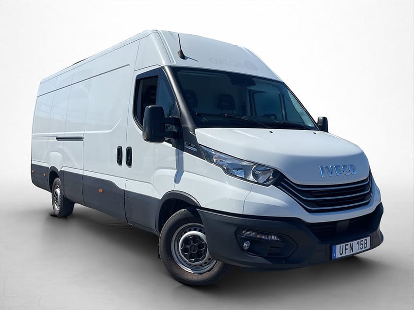 Bild 3 av Iveco Daily 35-140 Van 35 L4H2 FLYTTBIL Värmare PDC 3-Sits Moms