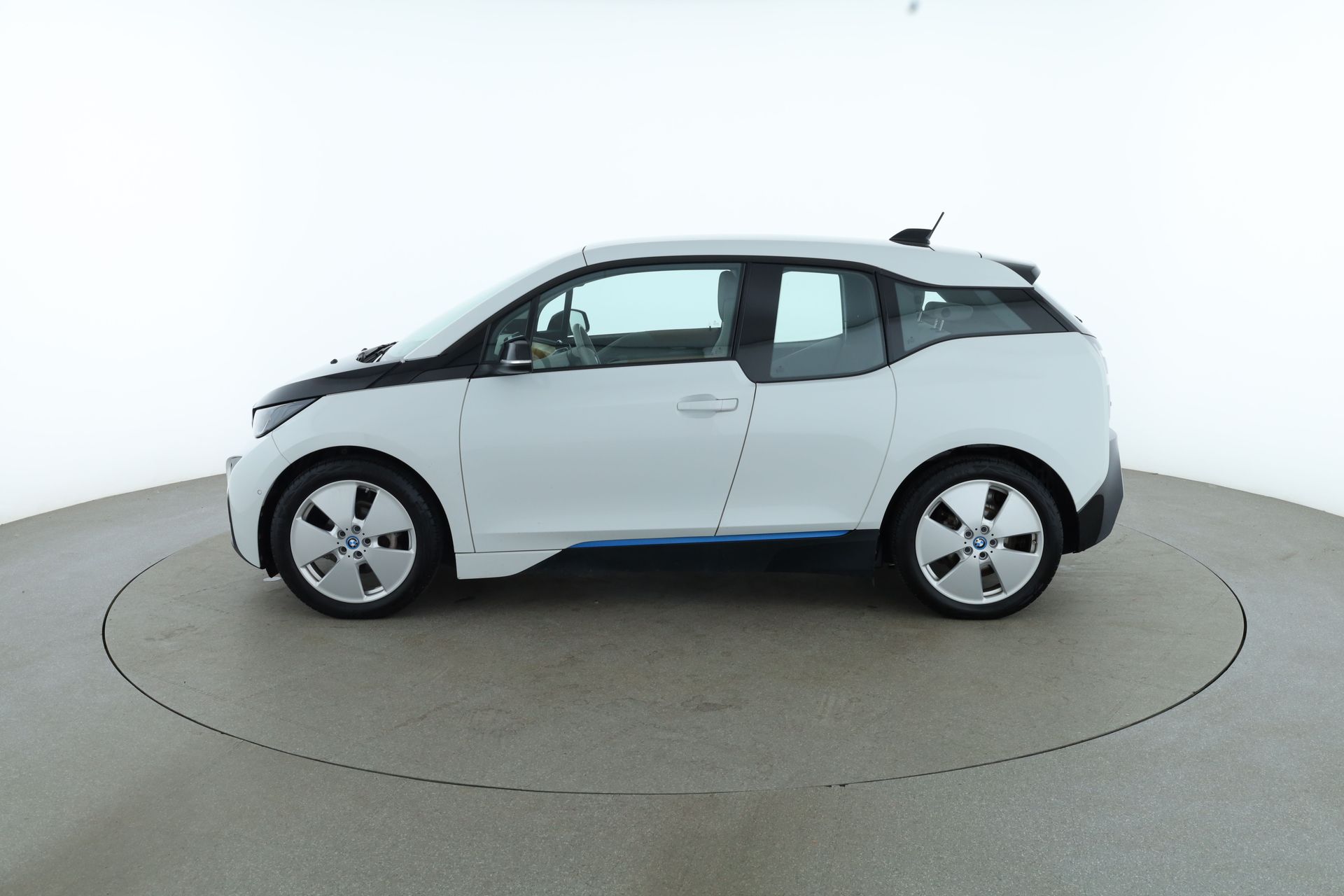 BMW i3 60 Ah REX 2016, bild 2/10