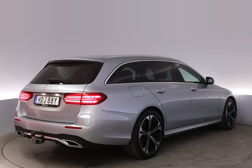 Bild 5 av Mercedes-Benz E 300 T de AMG Pano Burmester Drag Elstol Kam