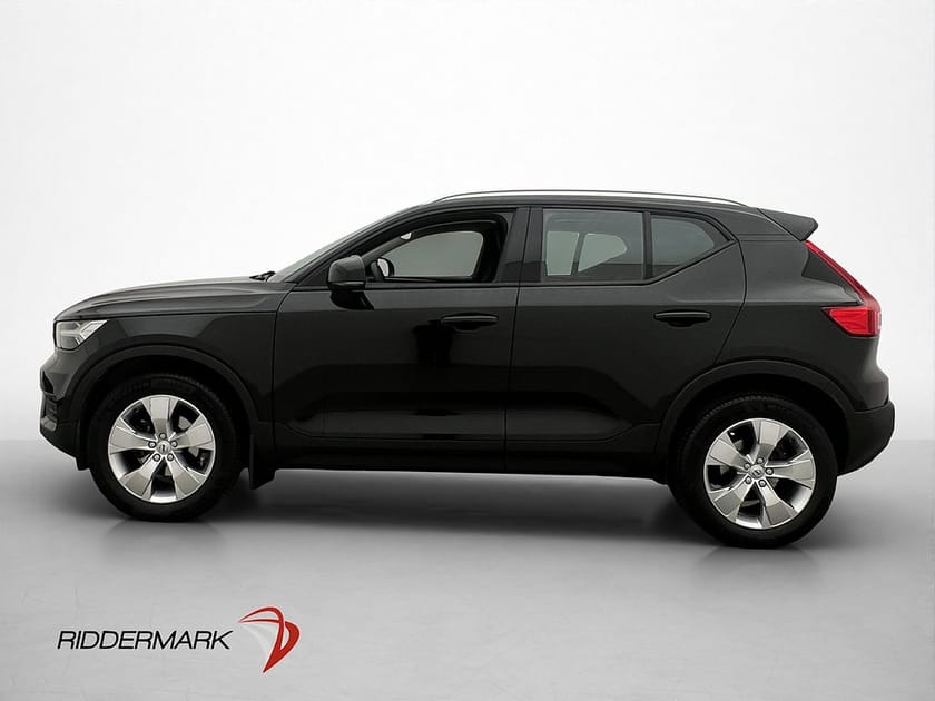 Bild 4 av Volvo XC40 T2 Momentum VOC Kamera Isofix Nyservad Sensorer