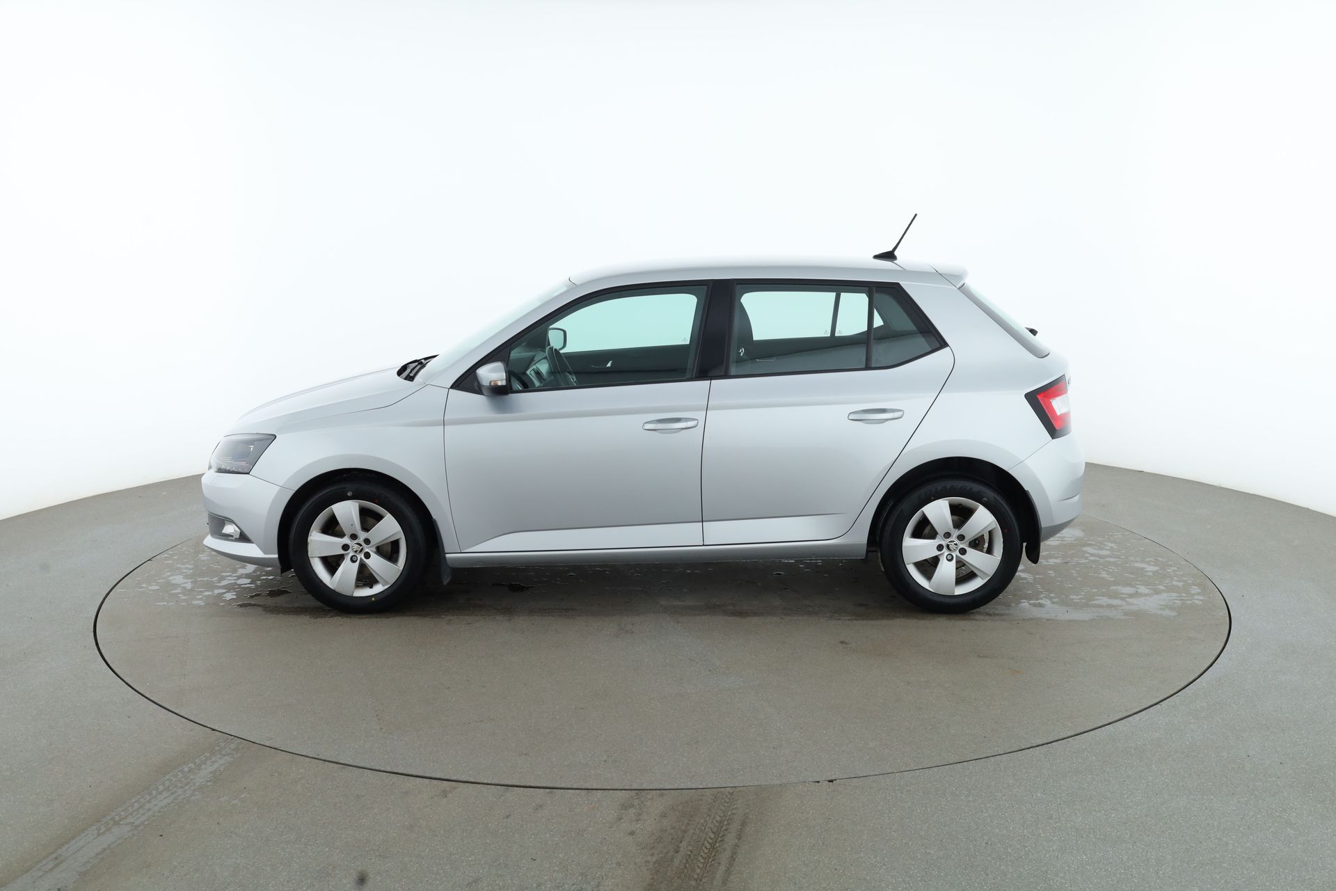 Skoda Fabia 1.0 TSI Style 2018, kuva 2/36