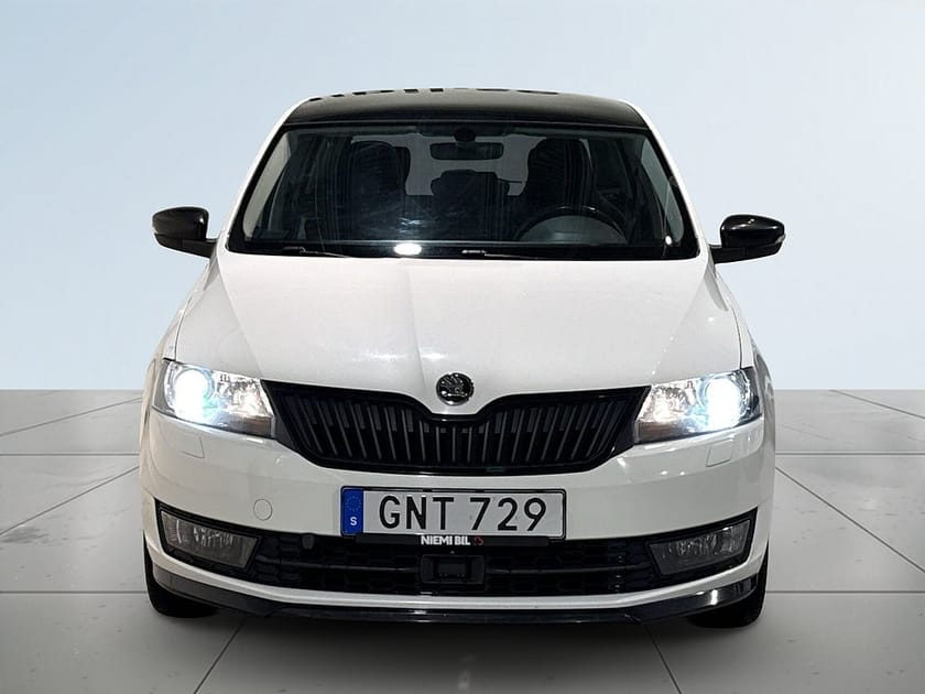 Bild 2 av Škoda Rapid Spaceback Skoda 1.2 TSI Monte Carlo Drag Mvärm Pano GPS SoV