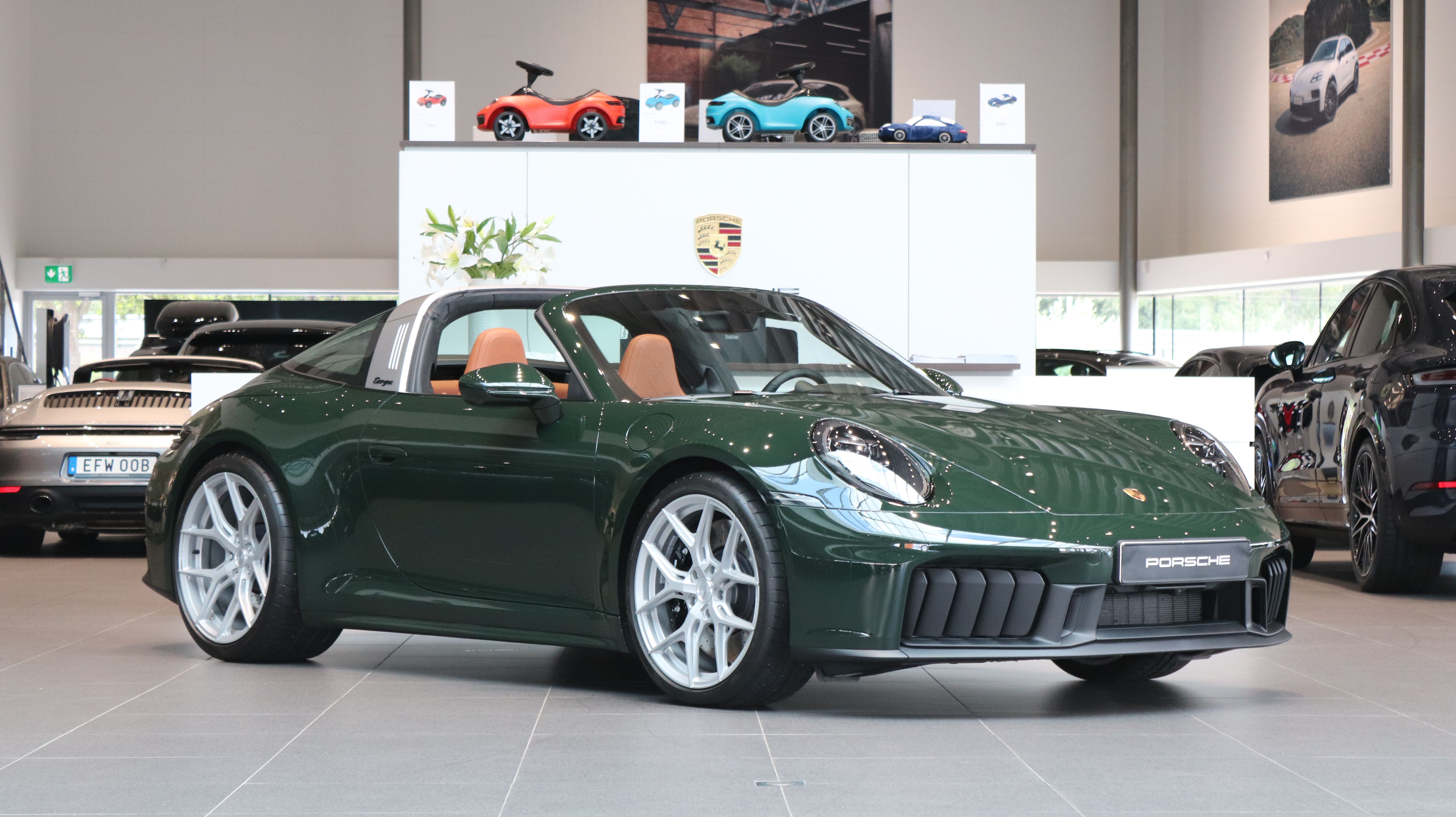 Porsche 911 Targa 4 GTS PDK, 541hp, 2026