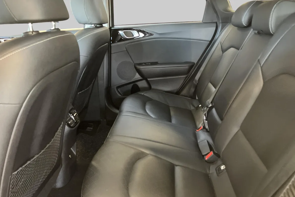 picture of a car