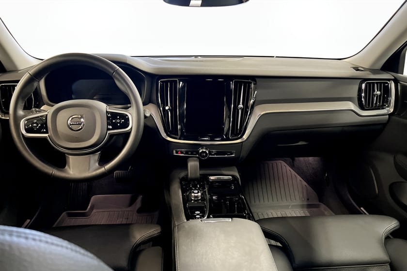 Bild 4 av Volvo V60 T6 Plus Dark Edition