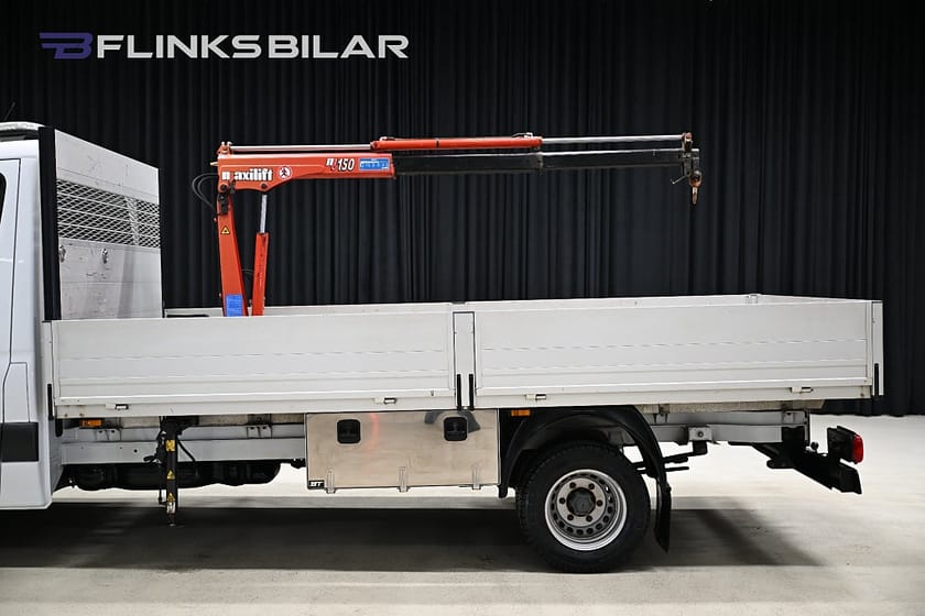 Bild 2 av Mercedes-Benz Sprinter 516 CDI Chassi 163HK L4 Långflak|Kranbil|3.5ton-dragvikt|Moms