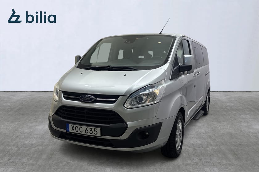 Bild 1 av Ford Tourneo Custom 300 2.2 TDCi/Limited/ 9-sits/ Värmare/ V-hjul/ B-kamera