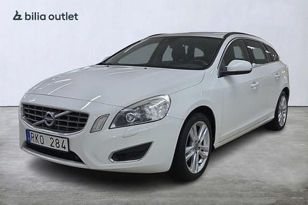 Volvo V60 D3 Momentum Värmare P-sensorer Drag Skinn 1-Ägare
