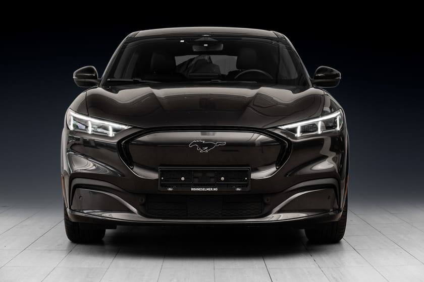 Bilde 2 av Ford Mustang Mach-E Long Range AWD LR AWD//Krok// El Seter