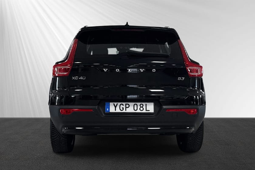 Bild 2 av Volvo XC40 B3 FWD Bensin Plus Dark