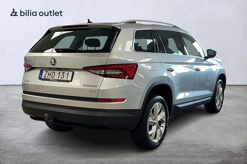 Bild 4 av Škoda Kodiaq 7-Seater Skoda 7-Sits 2.0 TSI 4x4 Businessline B-kam Drag Skinn Värme