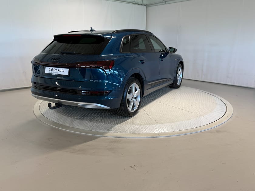 Bilde 5 av Audi e-tron 55 quattro Advanced Sport ACC/Krok/360-kam/Delskinn/El.sete