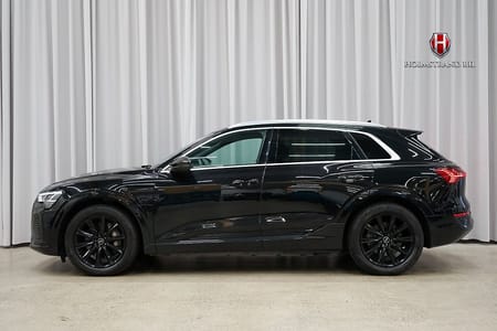Audi Q8 55 e-tron quattro