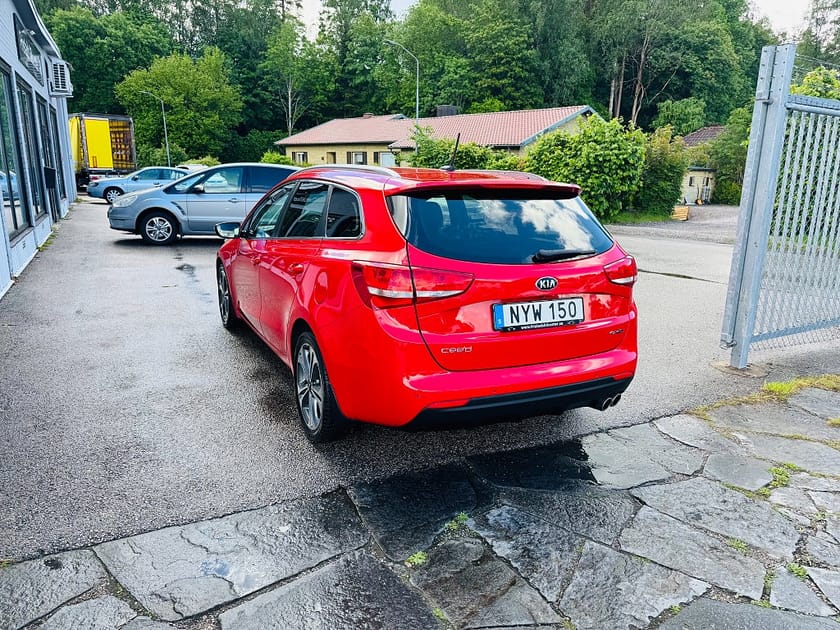Bild 4 av Kia cee'd_sw SW 1.6 CRDi 136HK GT-LINE / NAVI / VÄRMARE