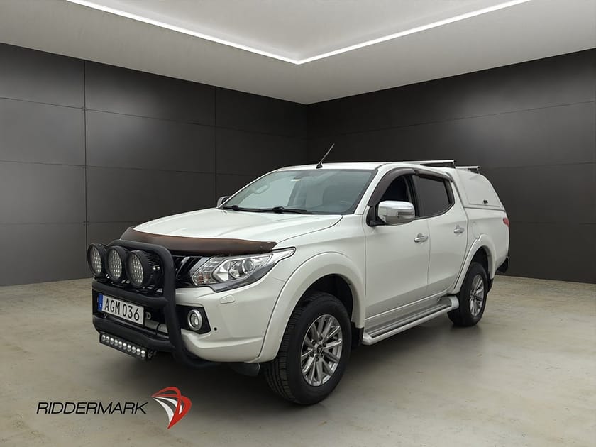 Bild 3 av Mitsubishi L200 Dubbelhytt 2.4 4WD Värmare Drag Skinn Diff Kamera Kåpa