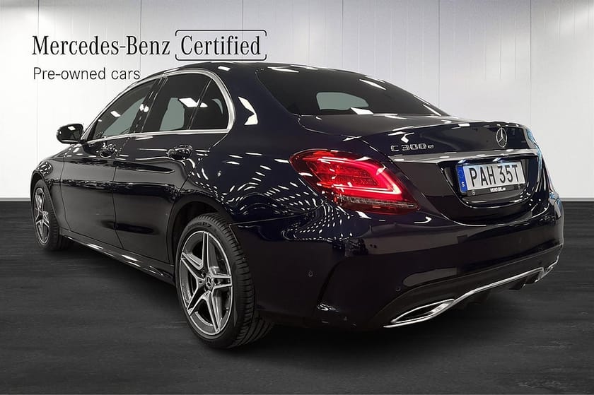 Bild 4 av Mercedes-Benz C 300 e 4MATIC AMG Backkamera Navigation