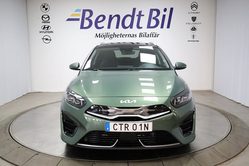 Bild 2 av Kia Ceed Sportswagon Plug-in Hybrid SW Advance Plus | Panorama | 1 Ägare