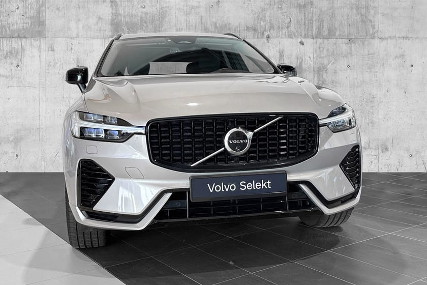 Bilde 4 av Volvo XC60 Recharge T6II Ult Dark KROK|PANO|HUD|360|H&K