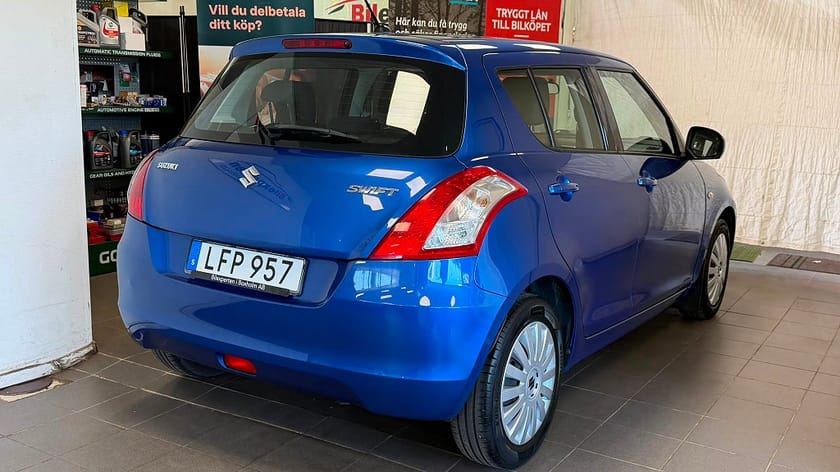 Bild 2 av Suzuki Swift 5-dörrar 1.2 DOHC 16V VVT Euro6| En-ägare| 3,45%ränta