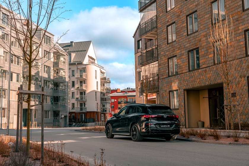 Bild 2 av Mercedes-Benz GLC 400 4Matic with EQ Technology
