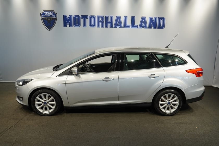 Bild 1 av Ford Focus Kombi Combi 1.0 EcoBoost AUT125 HK