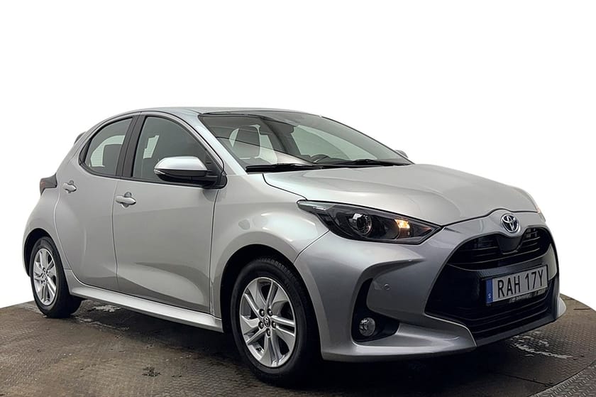 Bild 4 av Toyota Yaris Hybrid Aut Kamera Filassist AdaptivFH MOMS 116hk