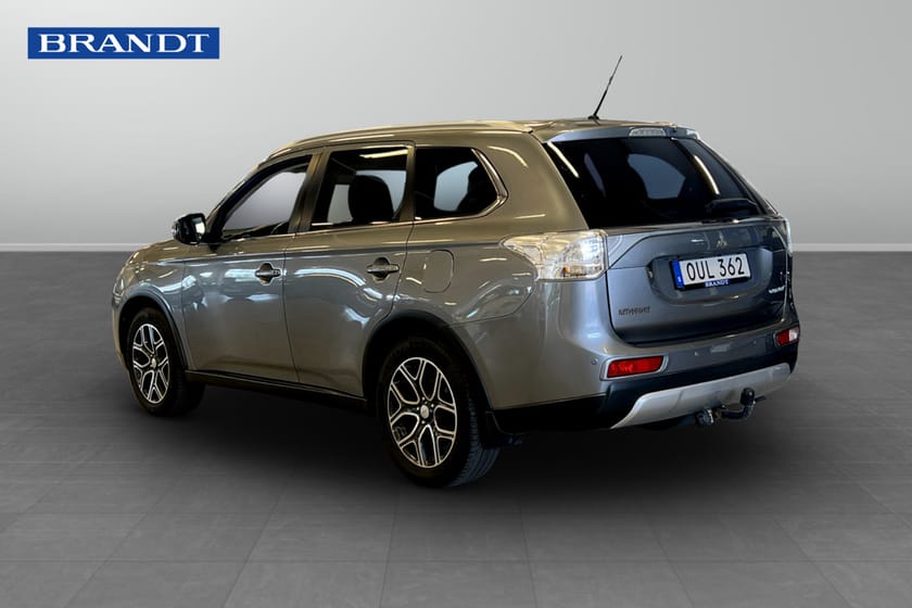 Bild 3 av Mitsubishi Outlander 2.2 Di-D 4WD 150hk