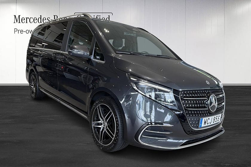 Bild 2 av Mercedes-Benz V 300d 4MATIC 3.2t 300 4-Matic AMG 4-sits Dragkrok Värmare Distronic