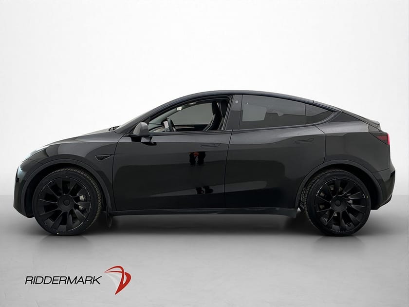 Bild 5 av Tesla Model Y Long Range AWD 514hk Pano Drag Autopilot MOMS