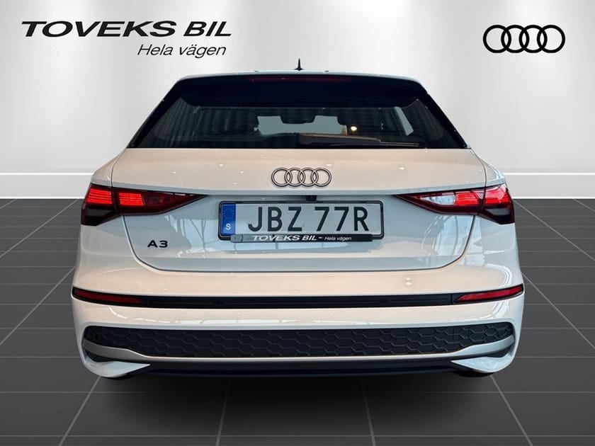 Bild 3 av Audi A3 Sportback 40 TFSI e Proline 204 hK S tronic