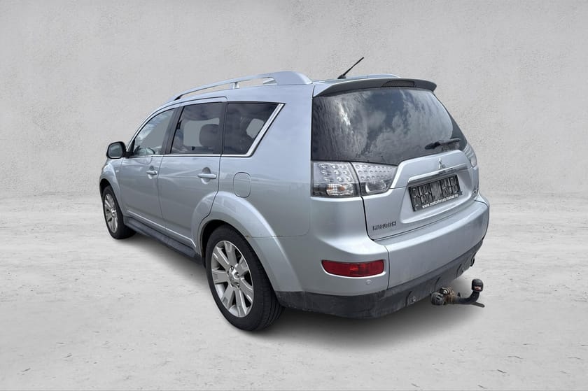 Bilde 2 av Mitsubishi Outlander 7-seater BILLIGBIL / 2 eiere / 4x4