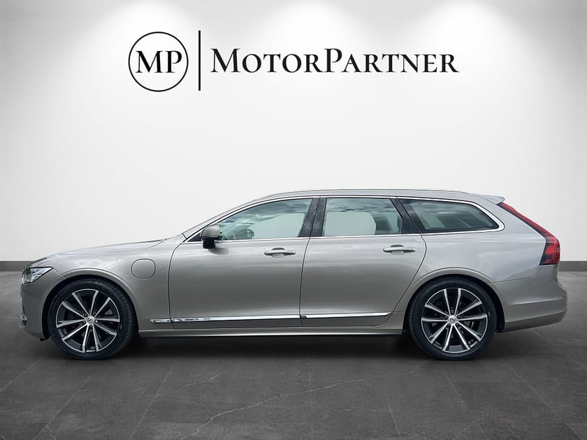 Bild 4 av Volvo V90 Recharge T6 AWD Inscription H/K Orrefors Skinnklädsel