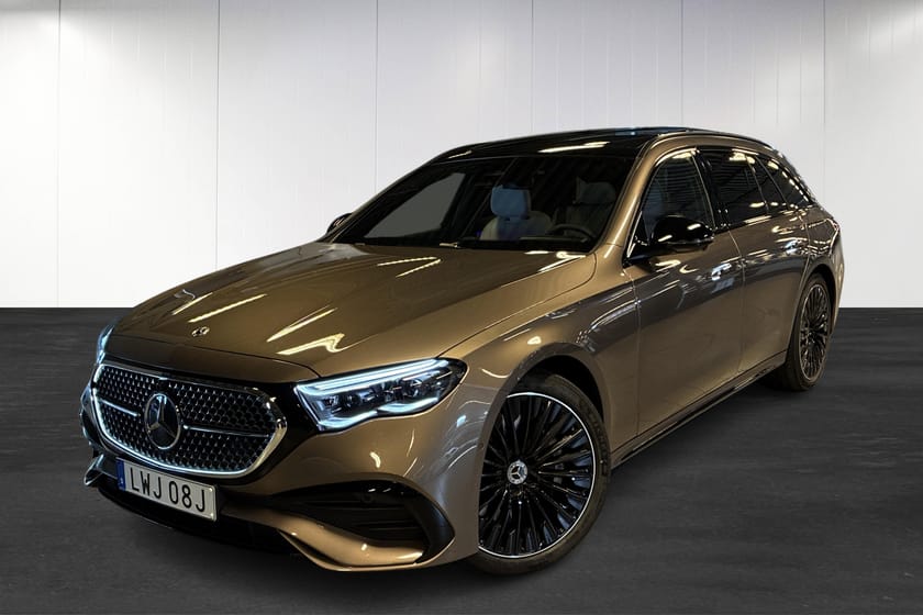Bild 1 av Mercedes-Benz E 300 de 4MATIC T 4M 9G | AMG | Advanced Edition | Burmester | Nightpaket | 360 | Pano |