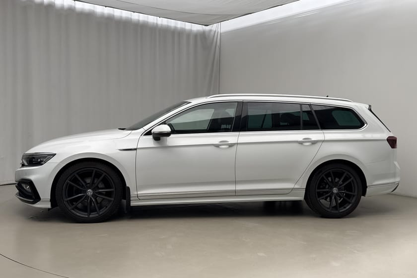 Bild 2 av Volkswagen Passat Sportscombi 2.0 TDI 4MOTION (190hk) R line