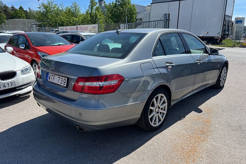 Bild 5 av Mercedes-Benz E 350 CDI 4MATIC BE BlueEFFICIENCY Elegance Line Aut Skinn