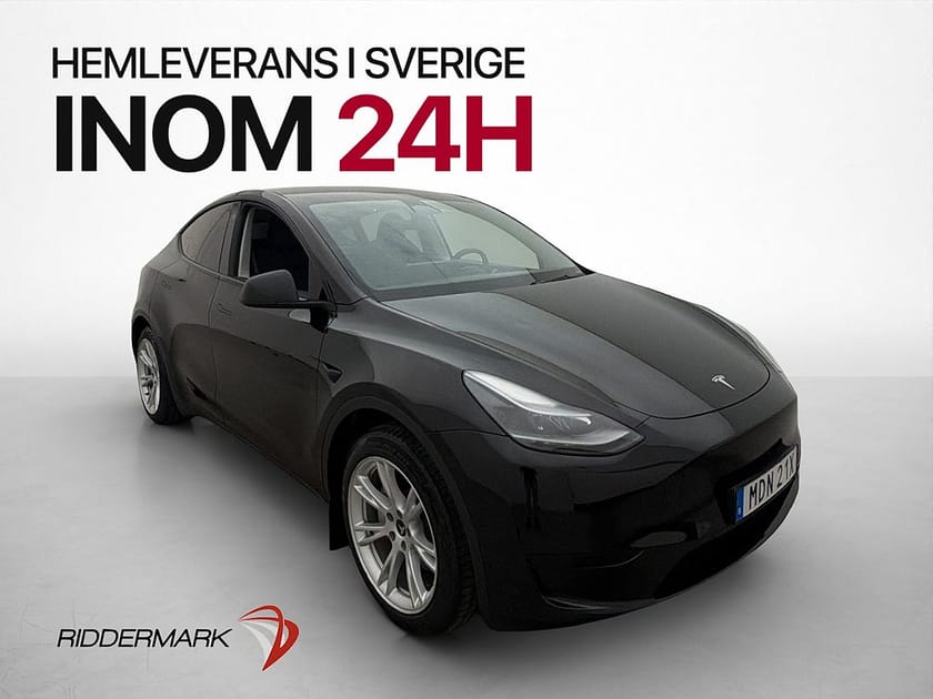 Bild 1 av Tesla Model Y Standard Range RWD MOMS Drag Pano Autopilot
