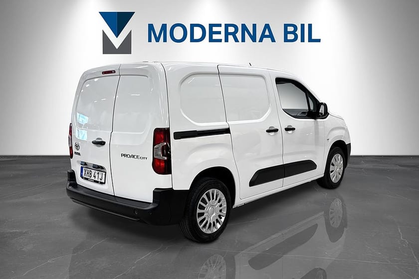 Bild 5 av Toyota ProAce City 1.2 Turbo 130hk Aut Moms 3-sits B-kamera CarPlay