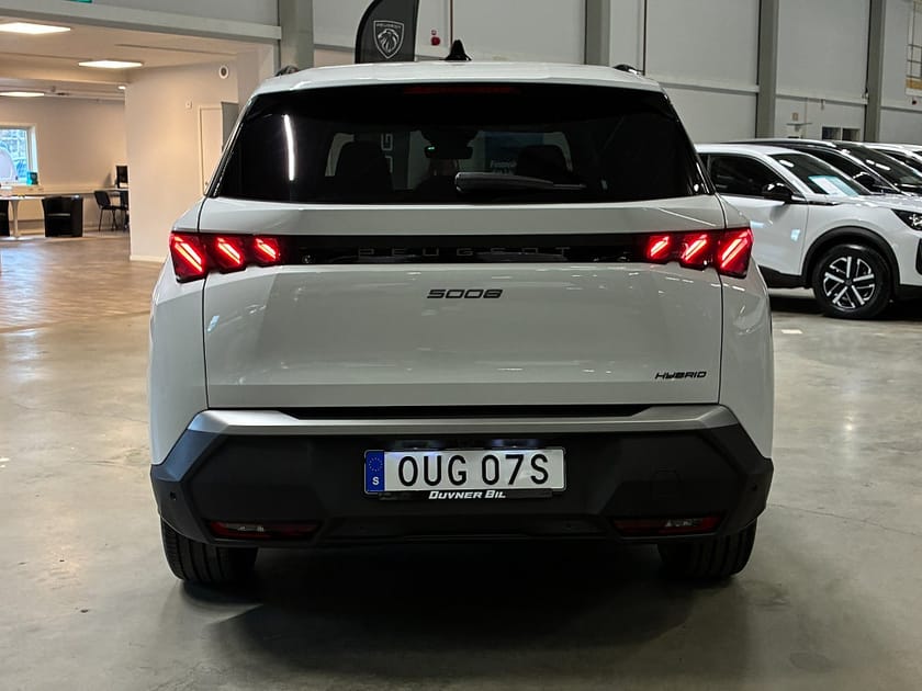 Bild 4 av Peugeot 5008 Hybrid 145