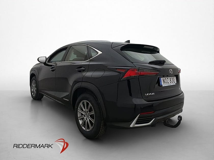 Bild 5 av Lexus NX 300h AWD NX300H 2.5 197hk F-Sport Drag Kamera Bluetooth