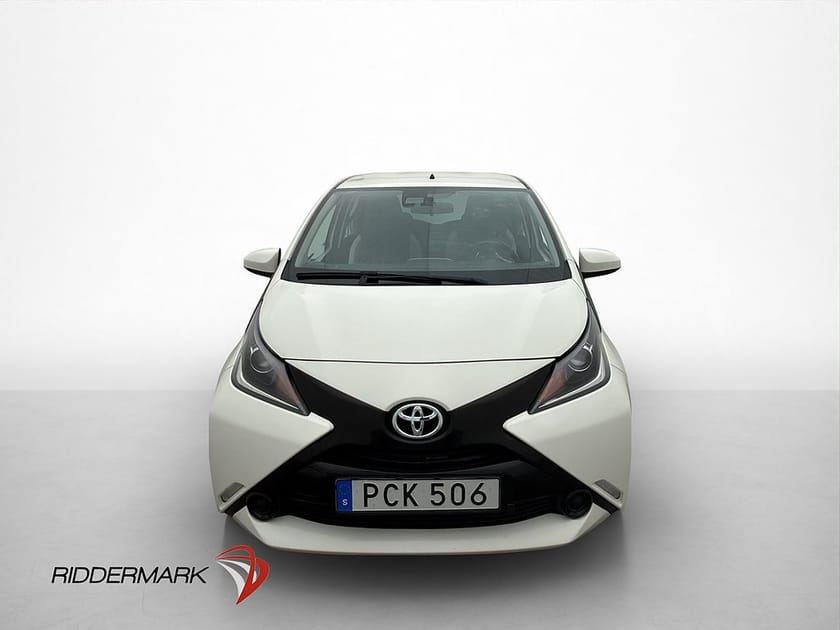 Bild 2 av Toyota Aygo 1.0 VVT-i 69hk X-PLAY Touch Bluetooth  0,42l/mil