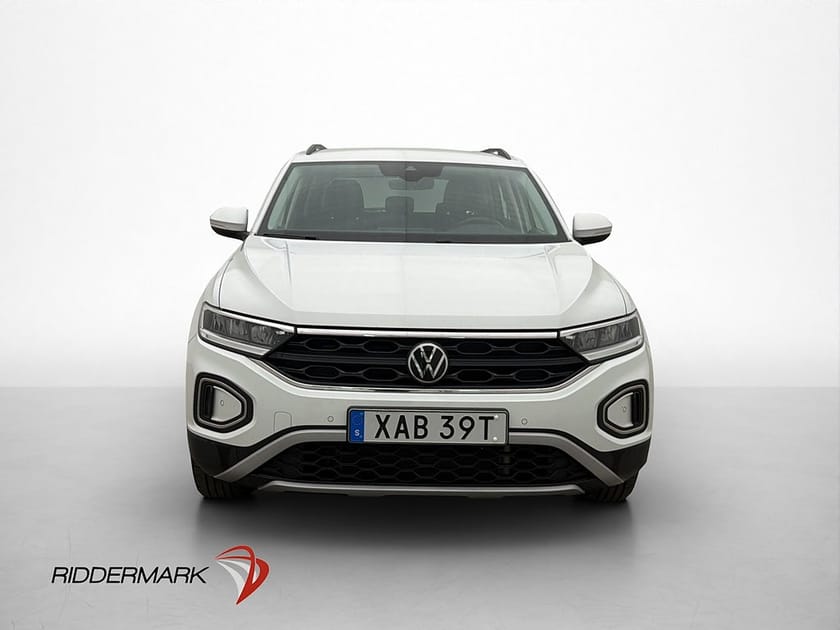Bild 2 av Volkswagen T-Roc 1.0 TSI 110hk Cockpit Sensorer CarPlay
