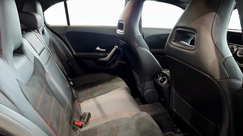 Bild 5 av Mercedes-Benz A 200 | AMG Line |