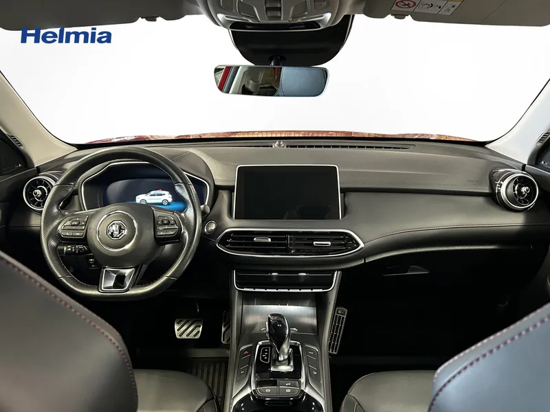 Bild 8 av 9 – MG HS EHS PHEV E / 258 hk.