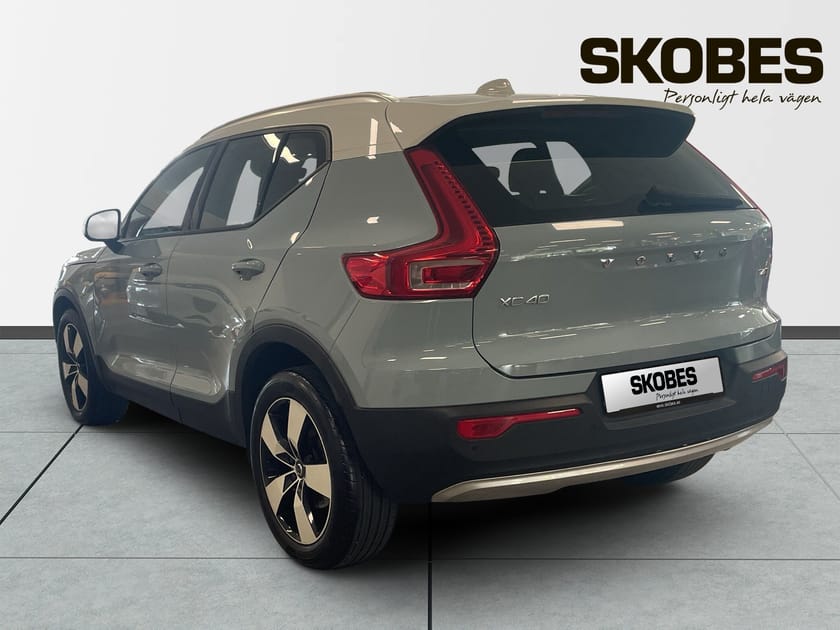 Bild 5 av Volvo XC40 T4 AWD Momentum Advanced Edition