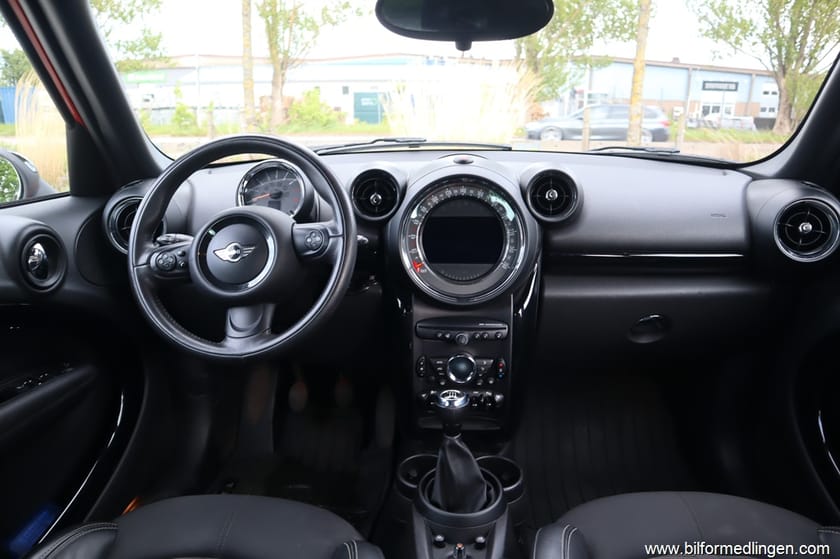 Bild 5 av MINI Countryman Cooper ALL4 1.6  122hk Connected Navi Svensksåld