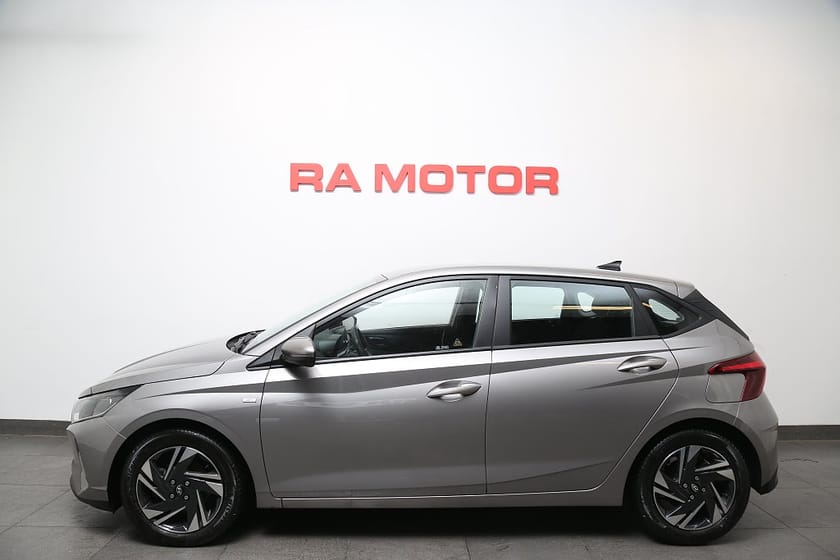 Bild 3 av Hyundai i20 1,0 T-GDI 100hk 7DCT MHEV Essential Nybilsgaranti